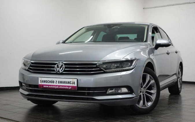 Volkswagen Passat cena 86900 przebieg: 107241, rok produkcji 2018 z Przemków małe 742